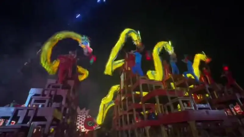 “呈坎社戏·一夜鱼龙舞” 呈坎夜游