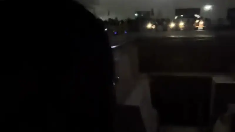 西安秦始皇帝陵博物院突发停电，游客称仅用应急灯照明经历很奇妙，景区：供电已恢复，可正常参观