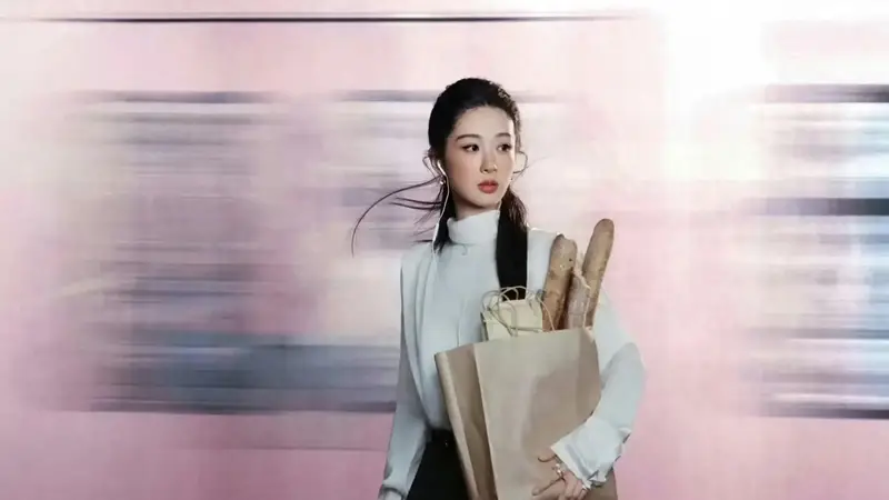 黑丝高跟鞋也无法拯救杨紫！为何她总是与性感无缘？