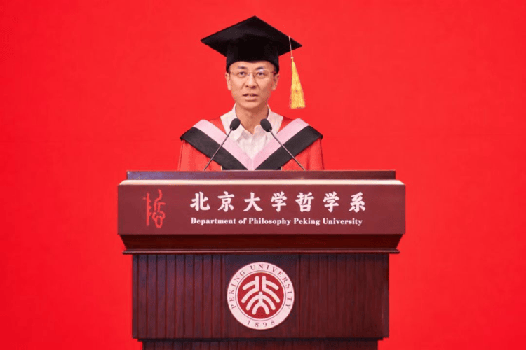 同样谈AI,为何科技大佬被嘘哲学教授被赞