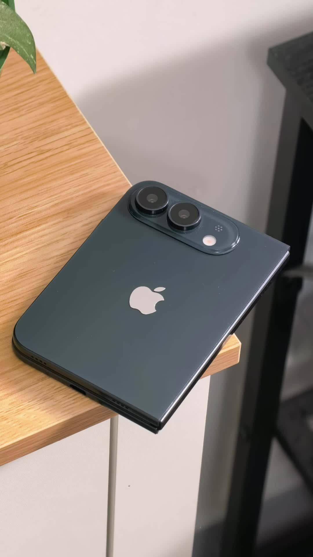 苹果iPhone Ultra折叠手机机模曝光