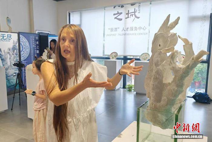 五千“洋景漂”活跃中国千年瓷都 筑梦办展传交流佳话