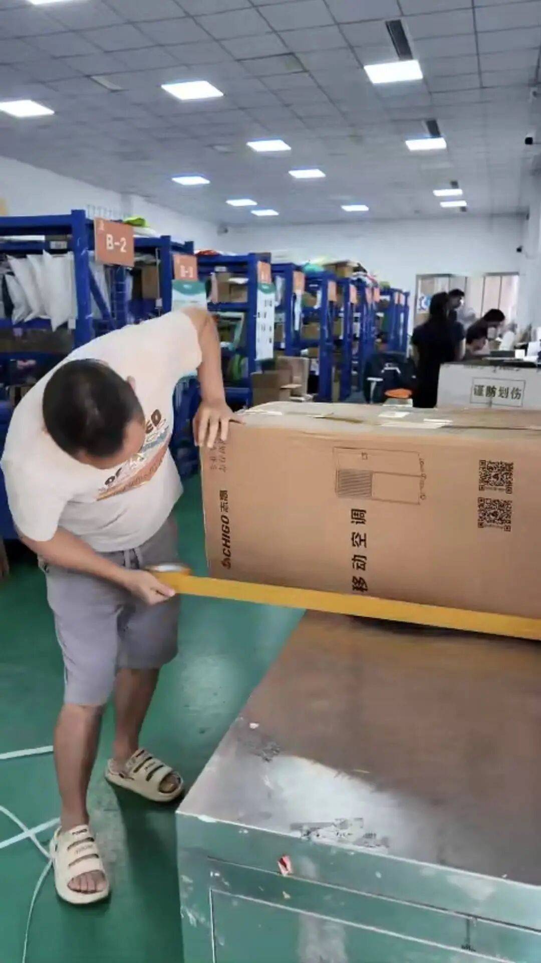 中国空调欧洲订单大增,空运一台运费2000元,成本仍较国外购买便宜一半,多从成都和惠州发货