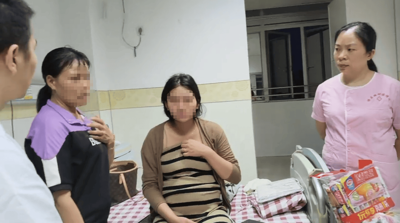 “孤岛”亚陂村20小时接力营救：一孕妇临产，救援队长和医护人员涉险进村，转运孕妇至市区医院