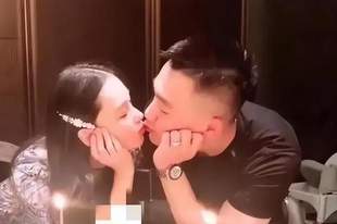 张馨予近照曝光,戳破了和何捷的"婚姻真相",原来章子怡真没说错