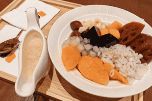 啥奶茶20多种不认识的小料像自选麻辣烫?一不小心就点四五十元堪比杨国福
