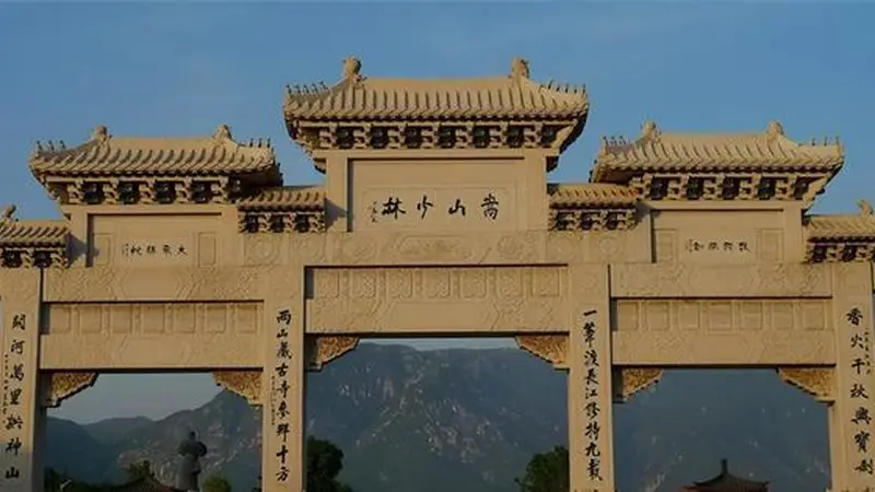 2019年乔家大院摘牌:一夜之间,1050平店面被腾退,服务员大换血