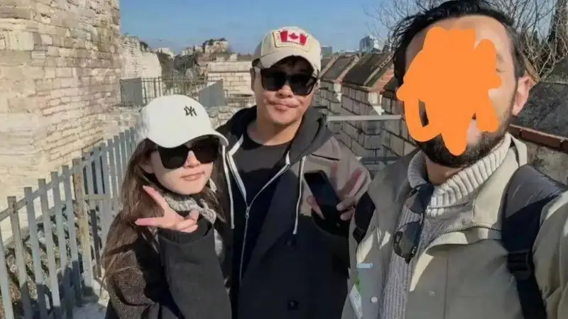 陈思诚携小21岁女友土耳其度假照曝光!阮巨容貌精致,神似混血美女