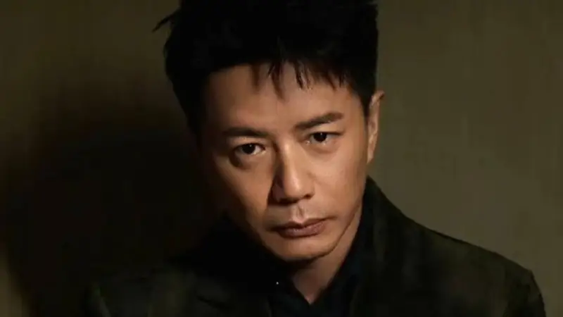 段奕宏：我不善于喝酒，也没有独酌的习惯，但我喜欢看朋友喝