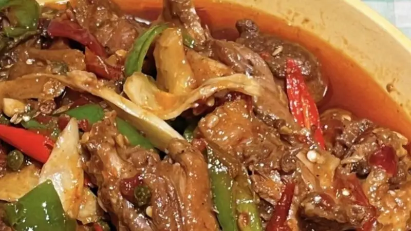 啤酒鸭｜一锅炖到汤汁都想拌饭！
