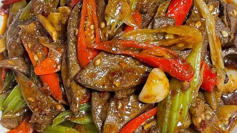 泡椒猪肝：酸辣嫩滑，一口入魂的家常下饭神器