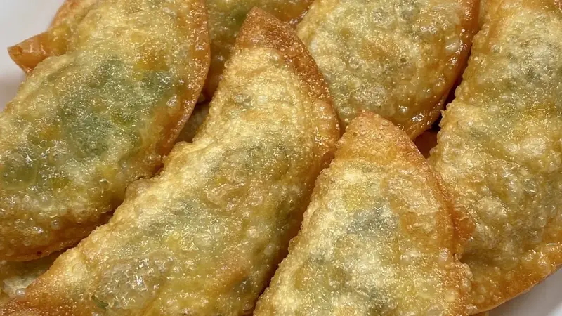 炸油角，巨好吃！外皮焦香酥脆，一口咬下满是童年回忆