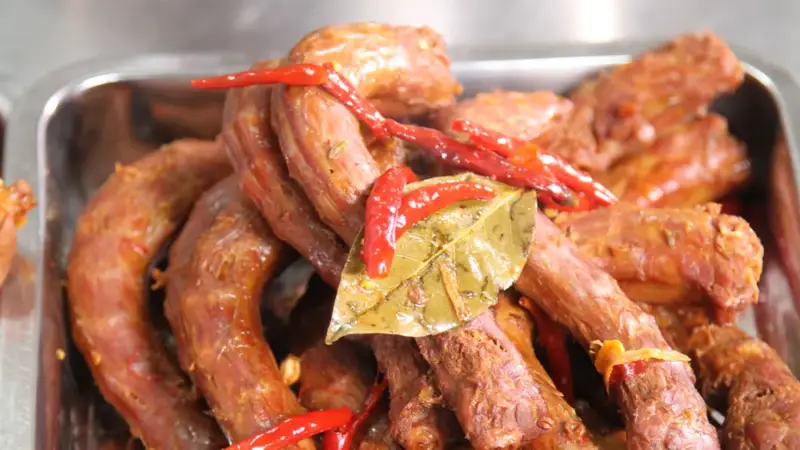 熟食店招牌酱板鸭及酱卤鸭脖批量制作流程及卤水配方分享