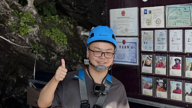 “爸爸妈妈，你们的梦我替你们圆了！”悬崖天梯上，湘乡少年呐喊心声告慰逝去父母