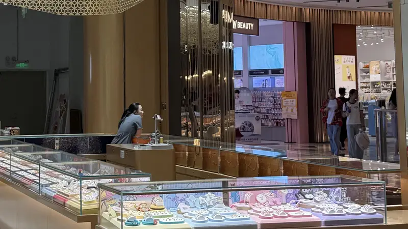 买“三金”半年便宜近两万 但“买涨不买跌”让金店更发愁？