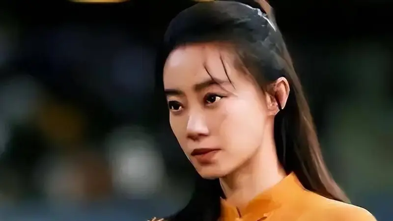 《功夫女足》刚冲破20亿，周星驰便公开承诺，对张小斐称呼也变了