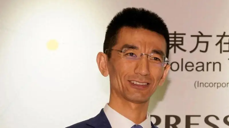 美丽明天首播爆红，孙东旭赢了董宇辉