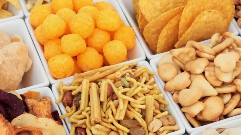建议中老年人：别太节俭，这5种零食该吃就吃，既解馋还对身体好
