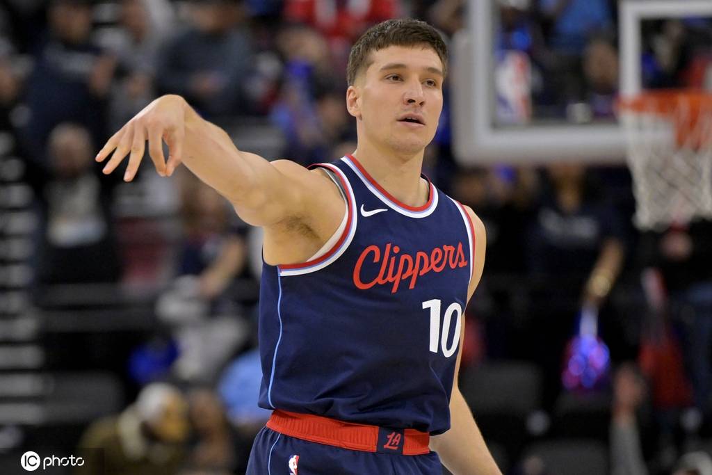 射手空降!博格达诺维奇与火箭签约一年 迎NBA第十赛季