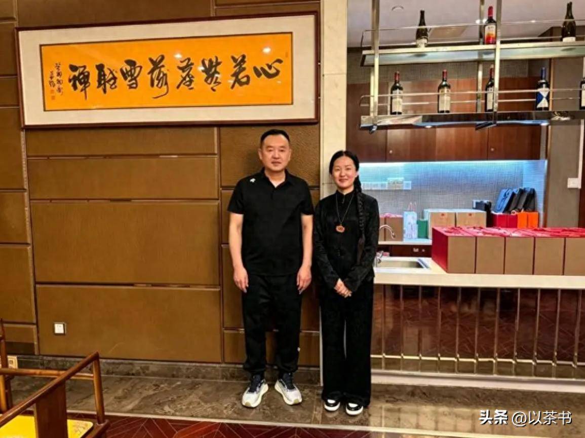 原来她才是孔令辉多次想娶的人，如今她事业有成，他51岁至今未婚