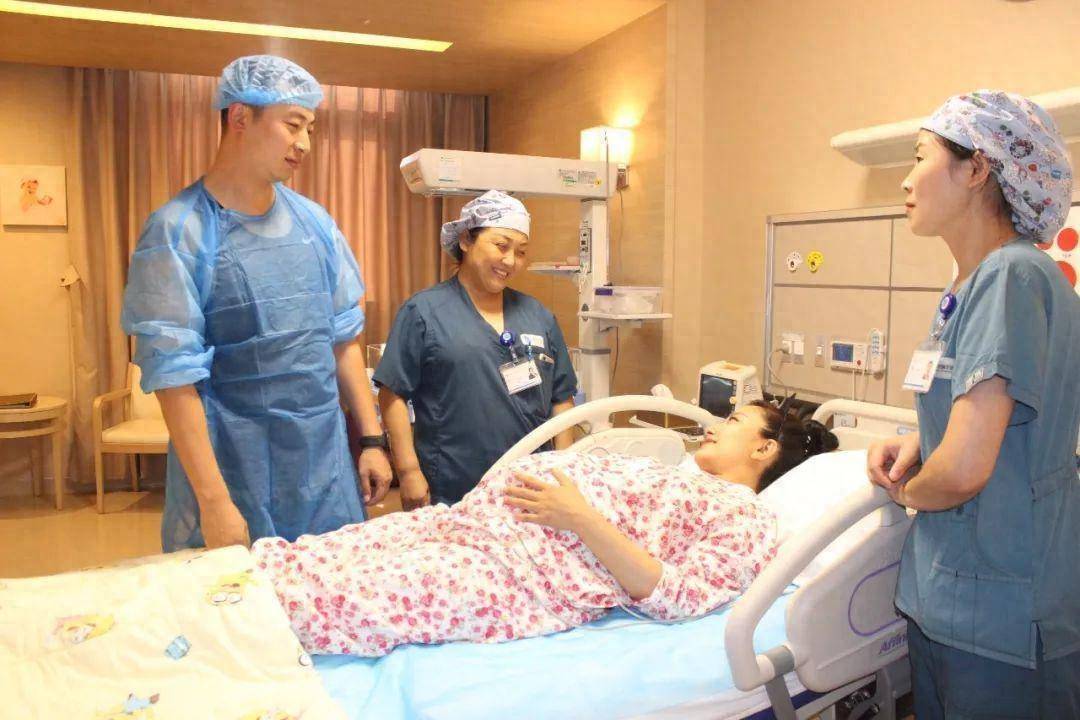 顺产生孩子的宫开十指到底有多大？有多疼？感恩伟大的妈妈