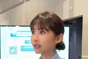 上海女警撞脸邱淑贞走红，网友调侃：比邱淑贞亲生女儿还像本尊