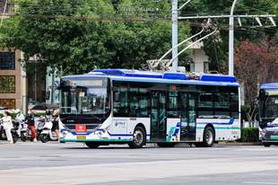 跟着B103路,去看记忆中的大观园、甸柳庄、百花剧院……
