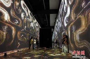 马王堆国宝艺术大展迎暑期观展热潮