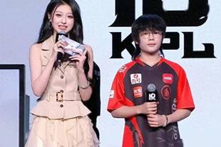 AG极限翻盘击败JDG，JDG空Ban选六耳让人看不懂，哪来的自信