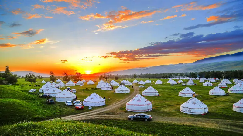 喀纳斯景区里住和住贾登峪区别大吗?带孩子到底住哪儿省心?