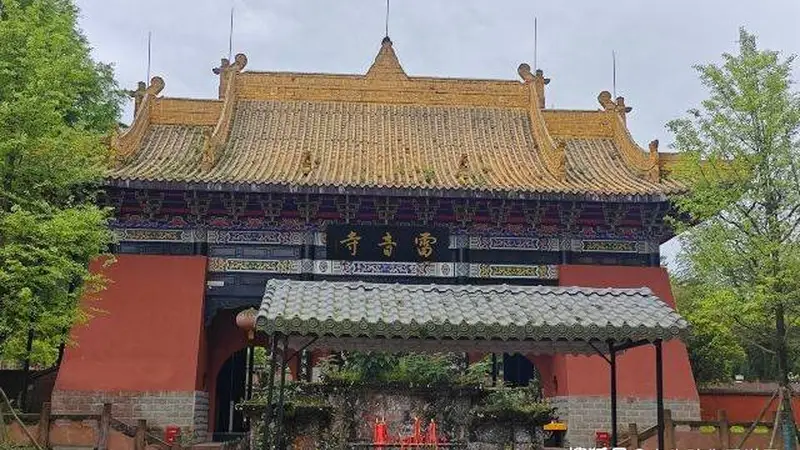 天台山旅游景区，享有“九寨归来不看水，天台归来不玩水”的美誉。