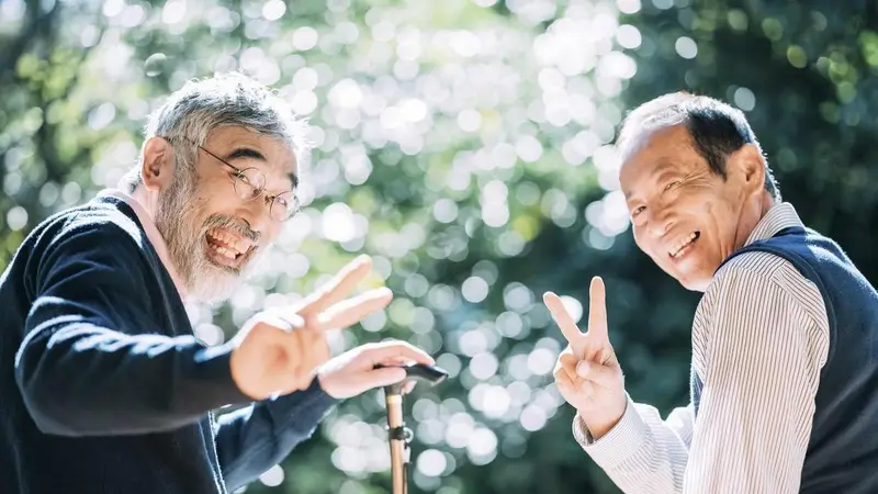 7月3日看点:银发族占旅游人数20%!退休不是退场,新万亿赛道正在崛起