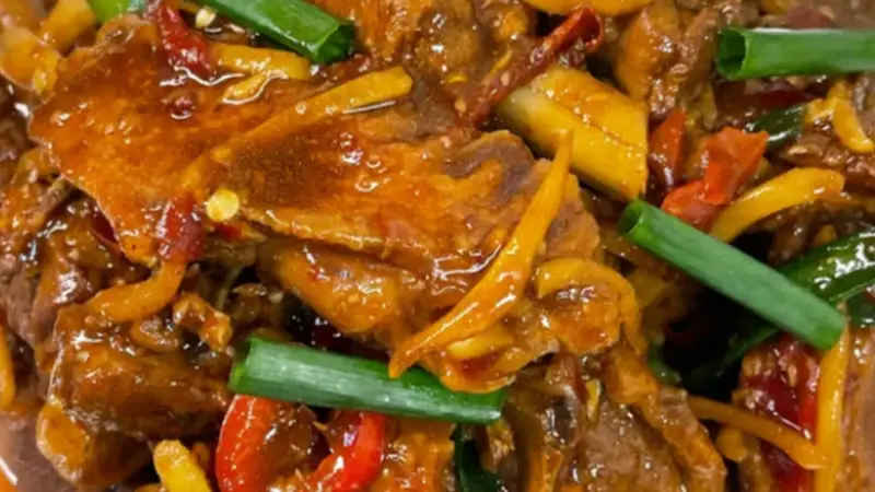 江西特色农家焖鸭！解锁江西乡间最地道美味