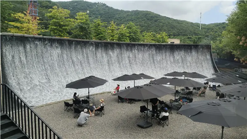 青山叠翠引客来,近郊微度假出圈!大连岔鞍村打造文旅新名片