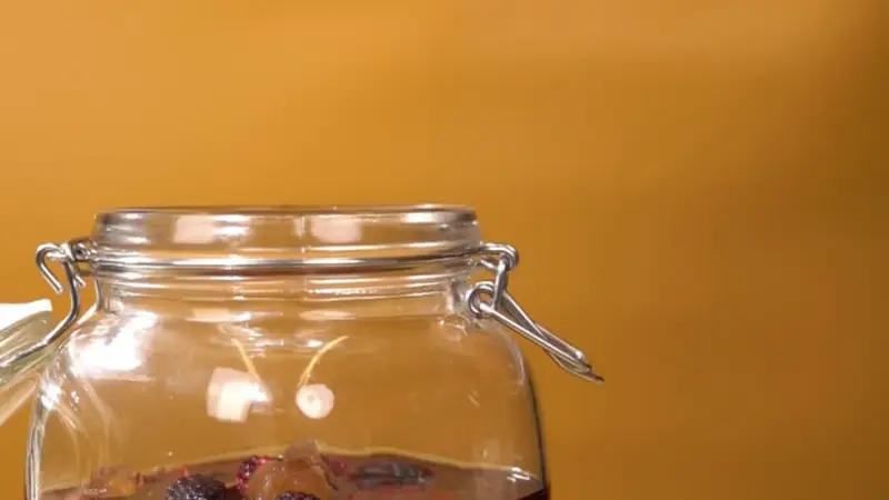 自酿桑葚桑果酒的秘密,香甜醇厚这样做!