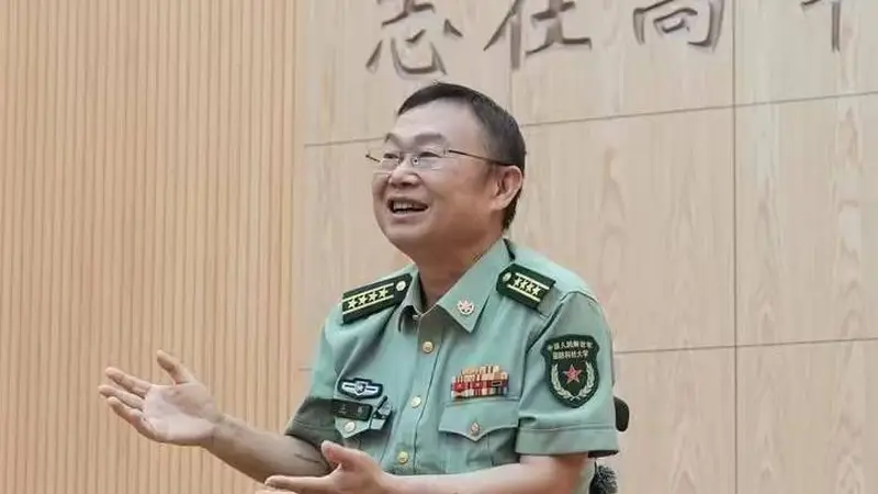 记者手记：寂静的轰鸣