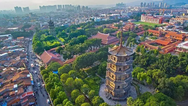 慢旅行回归:当“一个月只去一个地方”开始成为新奢侈