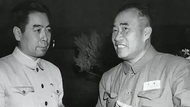 73年叶剑英拜访朱德征求一件事，闲聊间叶帅批评：你要对中央负责