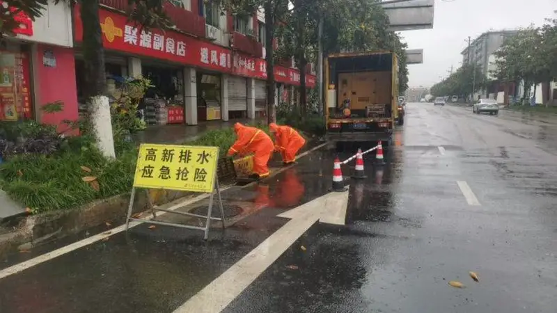 6个工作组下沉一线“保畅” 重庆未出现城市道路积水断交情况