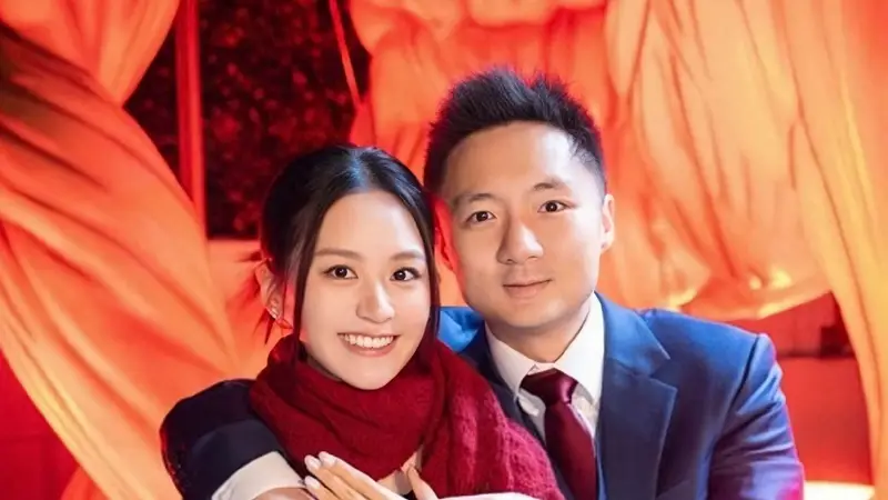 恭喜!香港知名富商终于宣布妻子怀孕,目标生五个儿子和一个女儿