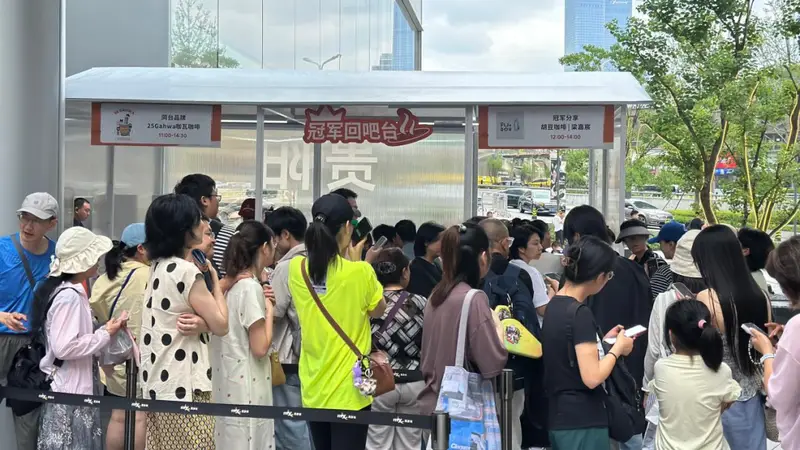 冠军就在家门口!世界咖啡冲煮大赛“冠军回吧台”掀起贵阳咖啡热