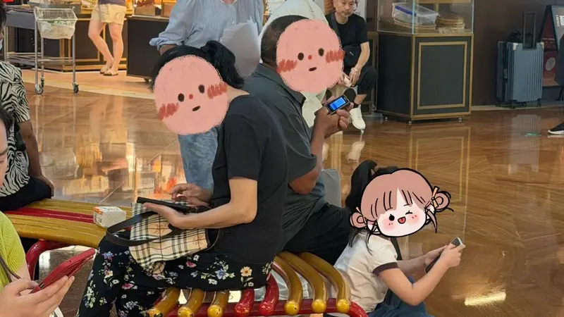 暑假“电子带娃”盛行,家长如何找回主动权