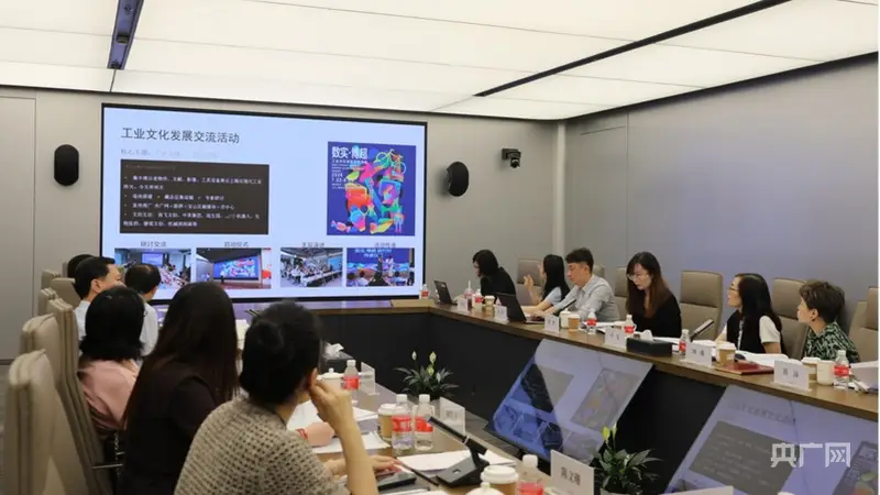 从“潮生海上”到“满天星聚”：上海工业文化发展基金会专委会组建，人才枢纽再添一把火