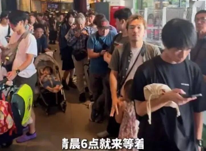 日本人排大队抢购中国相机,很可能只是个开始……