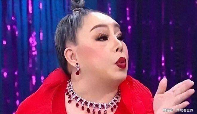 泰国富婆荒诞生活:3亿身家,14任鲜肉,5万人争宠