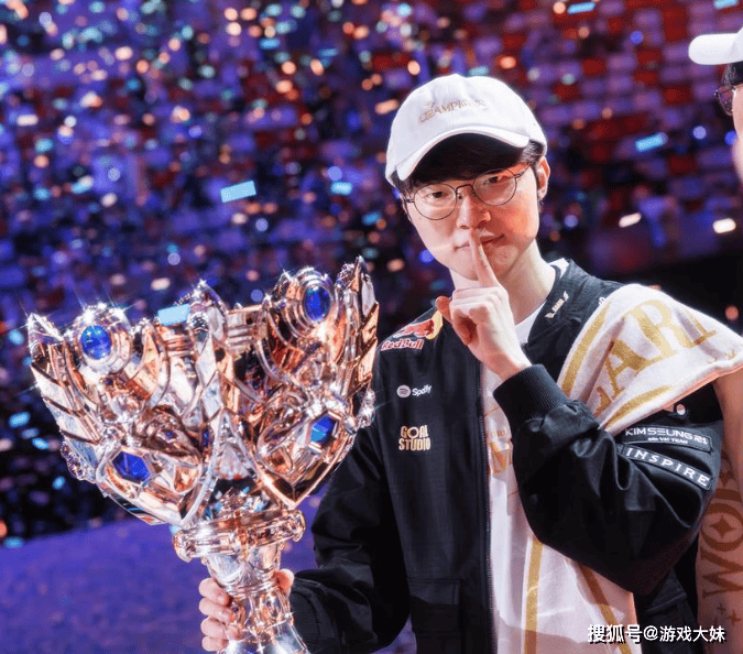 韩媒统计LOL选手奖金榜,仅有两人超百万美元,faker断层式领先