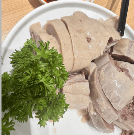 南京盐水鸭,肉质细嫩咸淡适中江南经典卤味
