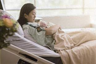 “新型坐月子”正在兴起,不是产妇矫情,而是清醒懂得爱自己了,婆婆不受累,老公不做夹心饼,孩子好吃好睡长得快