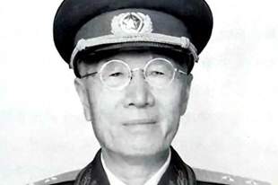 开国中将万毅说：庐山会议有两个谣传，需要澄清一下