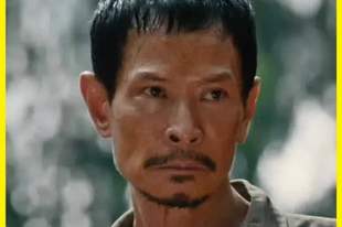 127. 男人为了捕获百米巨蟒竟然把一头大肥猪丢进一处深坑进行打窝 #电影推荐 #好剧推荐 #高分电影